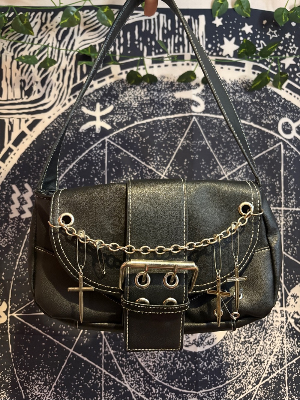 Black Slouchy Shoulder Bag w/ chain